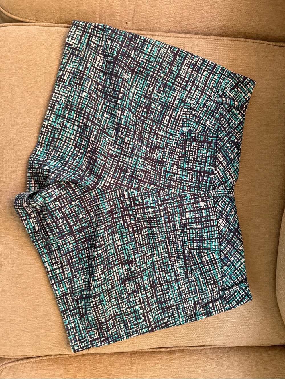 Daisy Fuentes Teal, Black and White High-Waist Printed Shorts